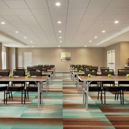 Home2 Suites By Hilton Brandon Tampa Экстерьер фото