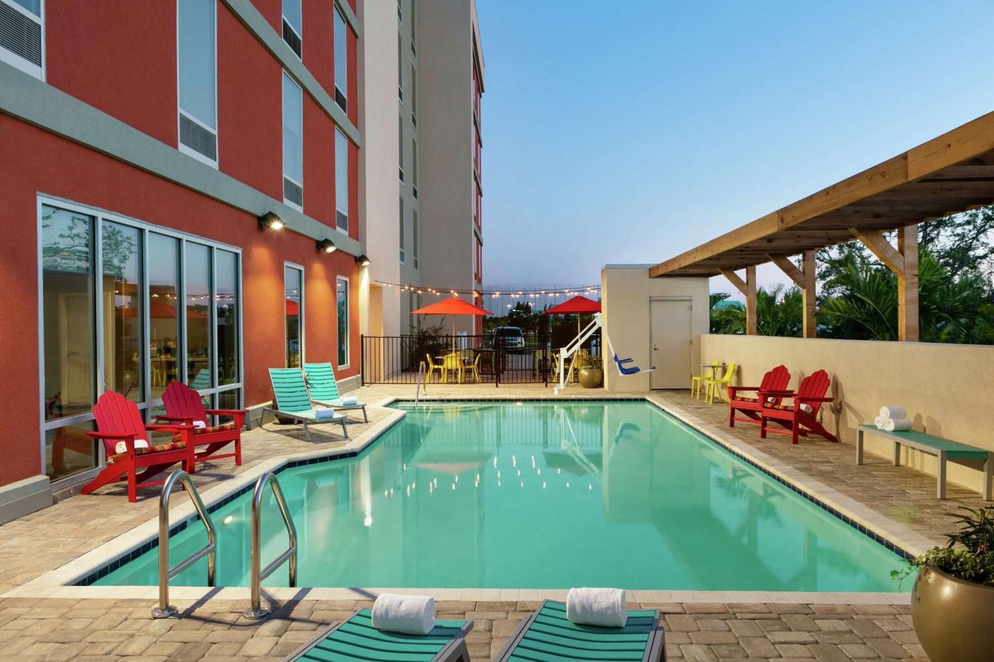 Home2 Suites By Hilton Brandon Tampa Экстерьер фото