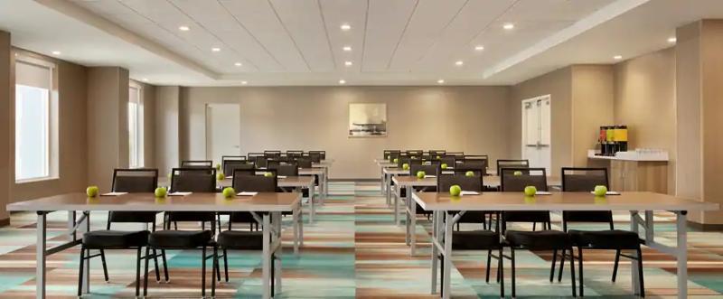 Home2 Suites By Hilton Brandon Tampa Экстерьер фото